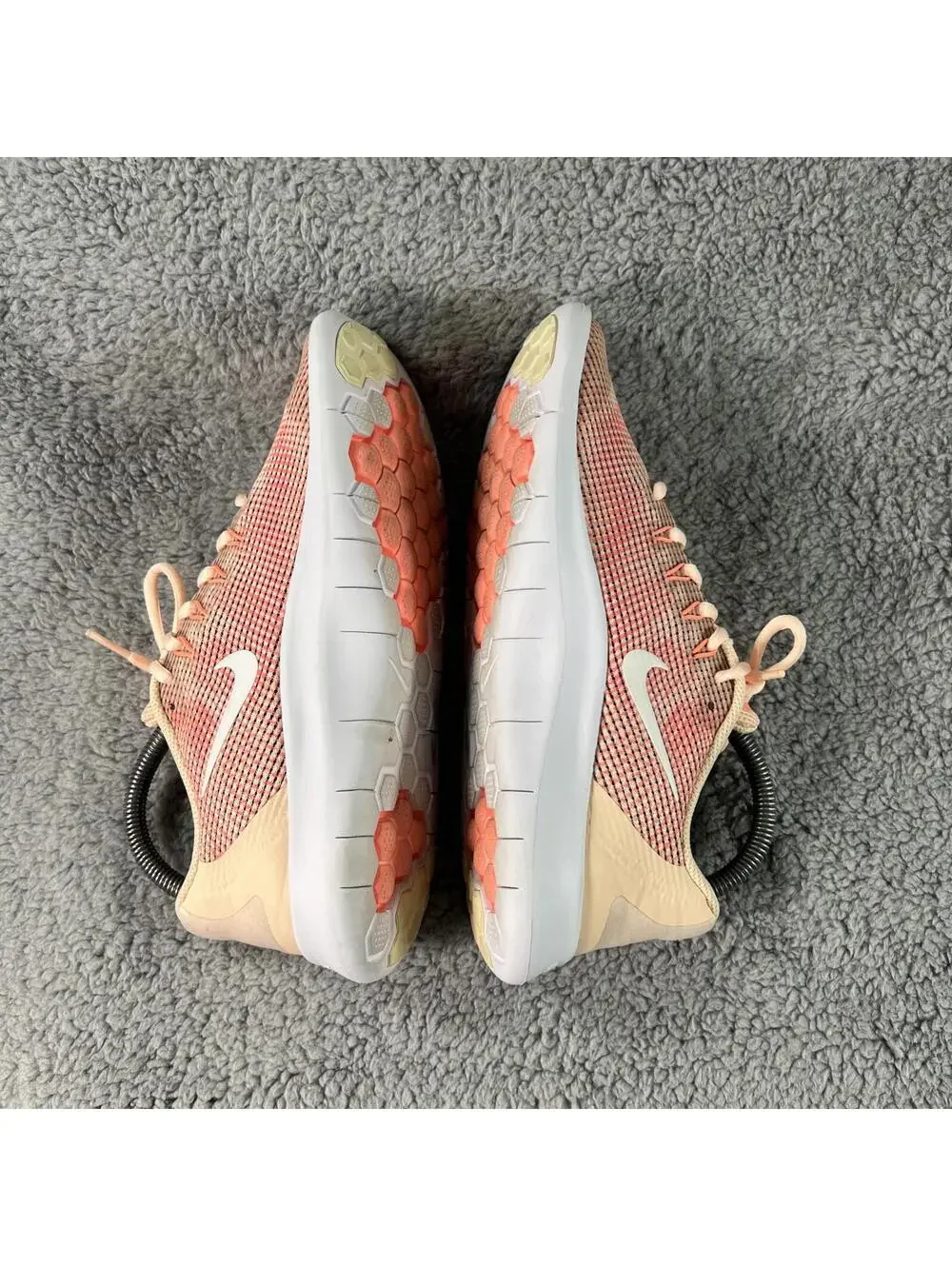 Nike Flex 2018 RN / 6.5Y / Pink Peach 6.5 youth running gym